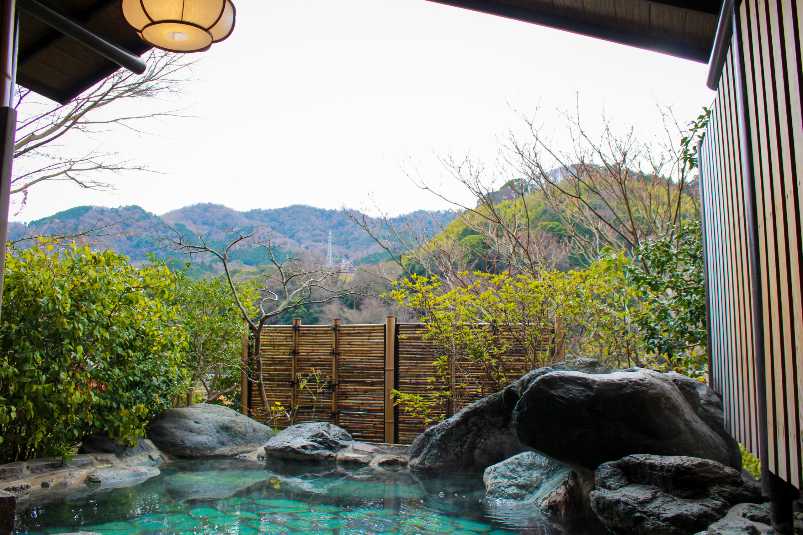 SNSからの予約売上を0→200万円/月に